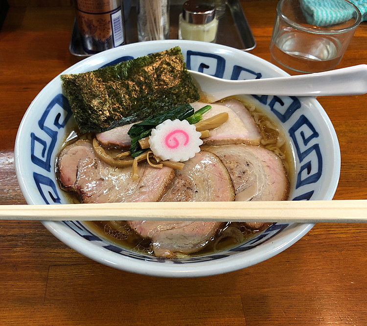 今日の孤独のグルメは白河ラーメンのお店でチャーシュー麺❣️🍜
大好きなラーメン屋さんのひとつです😁
