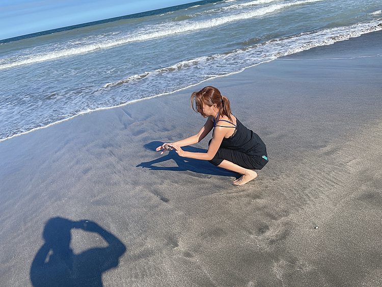 
⭐️おまけ⭐️

今日は仕事で千葉に行ったので少しサボってジャケットを脱ぎ捨てました🌊🌊

