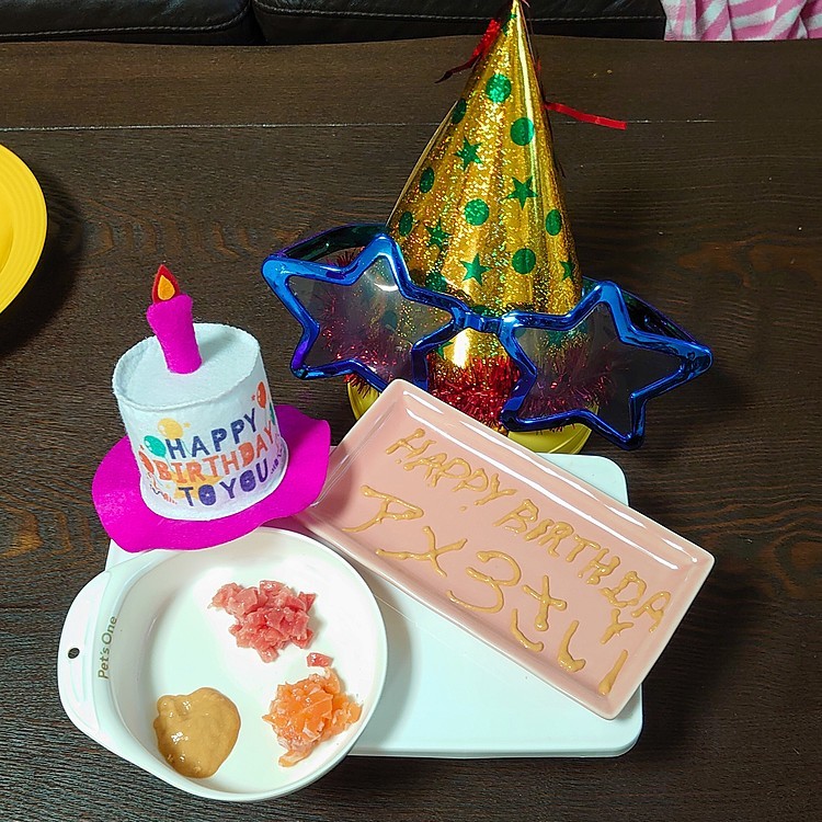 今日は　アメ３歳のお誕生日です㊗️
お母ちゃん仕事だったので　パパちゃん頑張ってくれました(笑)