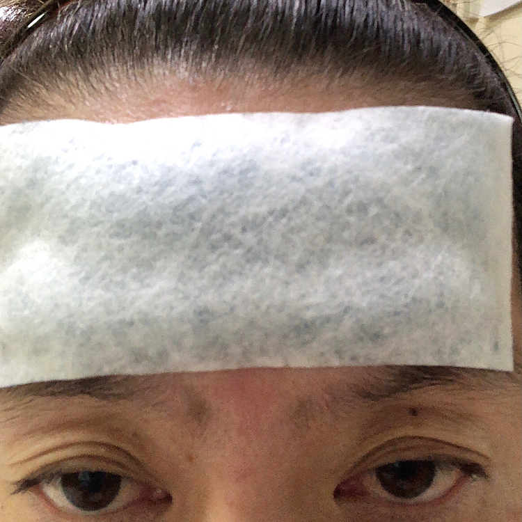 そんな私は、昨日ワクチン２回目接種しました🌀昨日は何事もなく元気でしたが、先程から耳がグワングワンして一応熱測ったら37.6度🌀💦
取り敢えず、熱覚まし貼って水分補給しておきます🌀
顔が死んでます🌀💦
本人元気ですけどね🤣