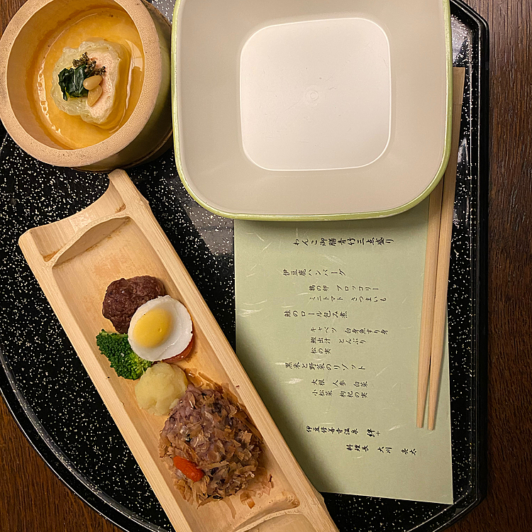 よもぎ用夕飯登場！
盛り付けもキレイでおいしそう！