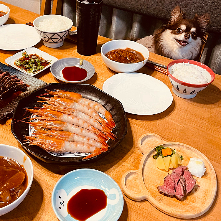 おはようございます❣️
昨日はまるちゃんの6歳のお誕生日でした〜😊午前中は近くの公園のイベントにお出かけして　その後お家でパーティしましたよ❤️