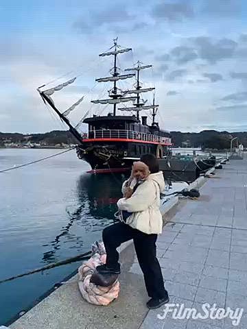 下田では道の駅のお寿司屋さんでテイクアウト🍣
金目鯛の棒鮨、金目鯛のトロ煮巻き、金目鯛のなめろう軍艦、黒ムツ炙りなどどれも美味しかった✨
素盞嗚神社近くの稲取漁港の朝市では金目鯛の釜飯（味噌汁付き）の朝ごはん🍚
見た目地味ですがゴロゴロ金目鯛が入っていて感動する美味しさ🥹
伊東でも金目鯛の棒鮨を見つけたので購入♪
下田で食べたのとは少し違いますが旨味たっぷり🐟
金目鯛尽くしの旅行を堪能し、帰りがてら御殿場アウトレットに寄り帰路に着きました🚗