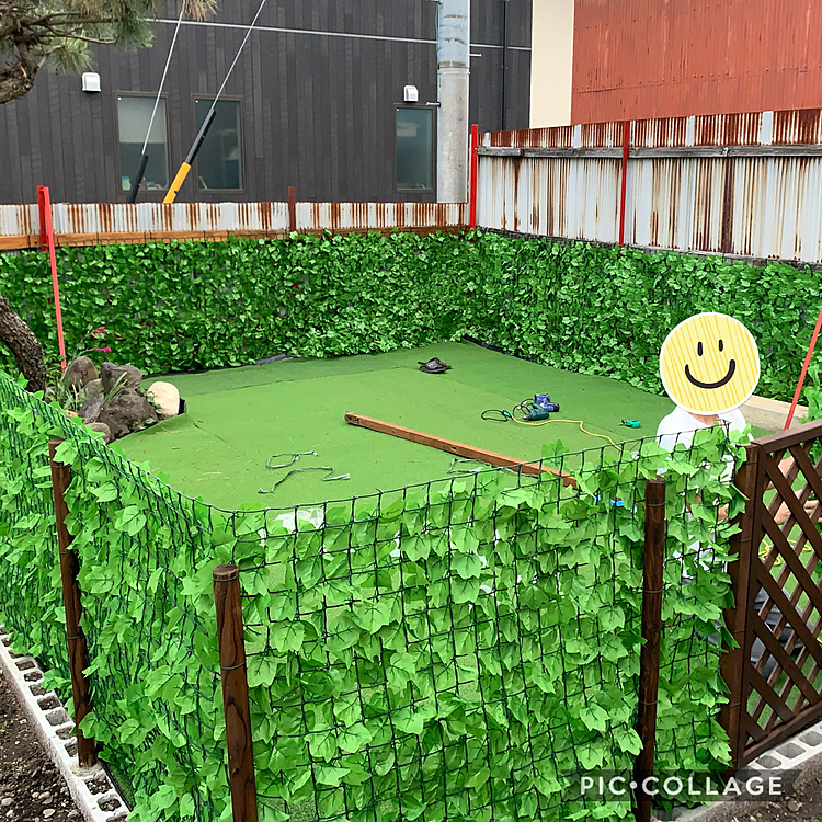2020/5/20

こんばんは🌆

本日、お庭ドッグランがとうとう完成しました〜❤️

今日は、代休だったパパさんが残りの作業頑張ってくれました😄

ルルママはお仕事でしたが、ワクワクしながら
帰ってきました😍